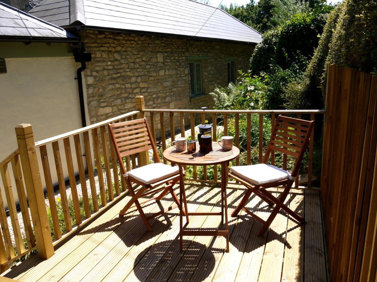 Cosy Stone Cottage, The Bungalow Perrotts Brook Cirencester Kültér fotó