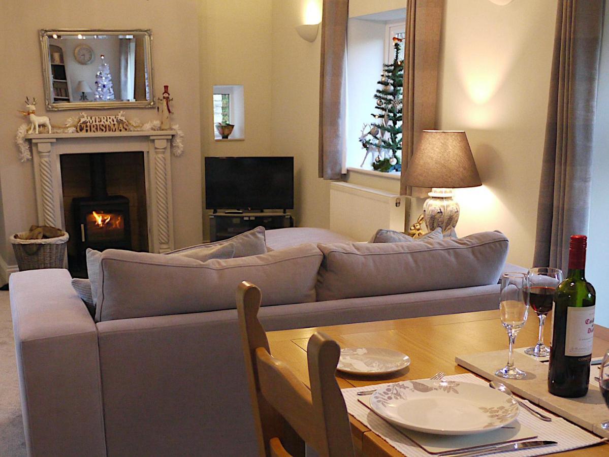 Cosy Stone Cottage, The Bungalow Perrotts Brook Cirencester Kültér fotó